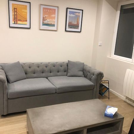 Appartement T2 Spacieux Et Equipe Mions Buitenkant foto